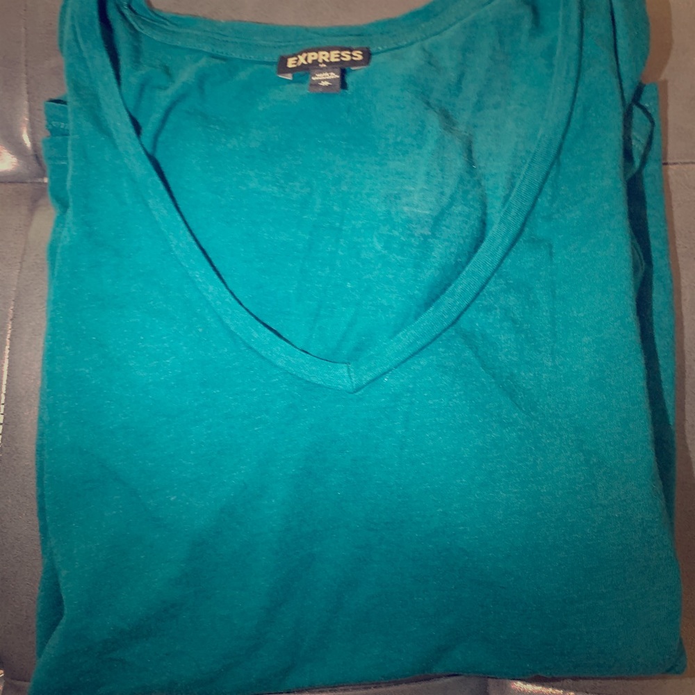 Soft V Neck Tee with 3/4 cut out ladder sleeves